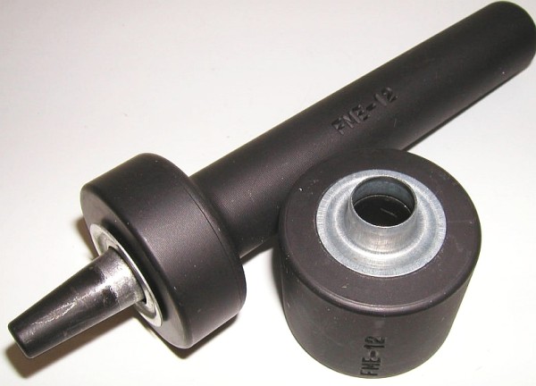 Průbojník pro aplikaci kruhových ok do plachet, 18mm